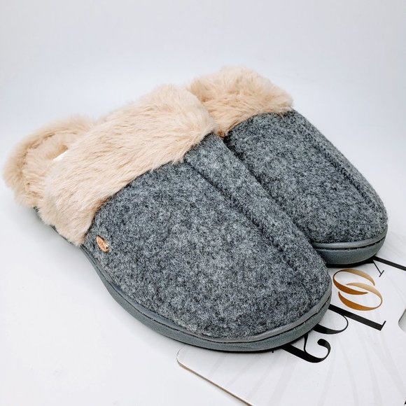 NWT Kooba Women’s Soft and Furry House Slippers M - Picture 1 of 7